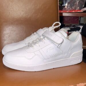 NWT Lacoste T-Clip Velcro Strap White Leather Trainer in men’s size 12